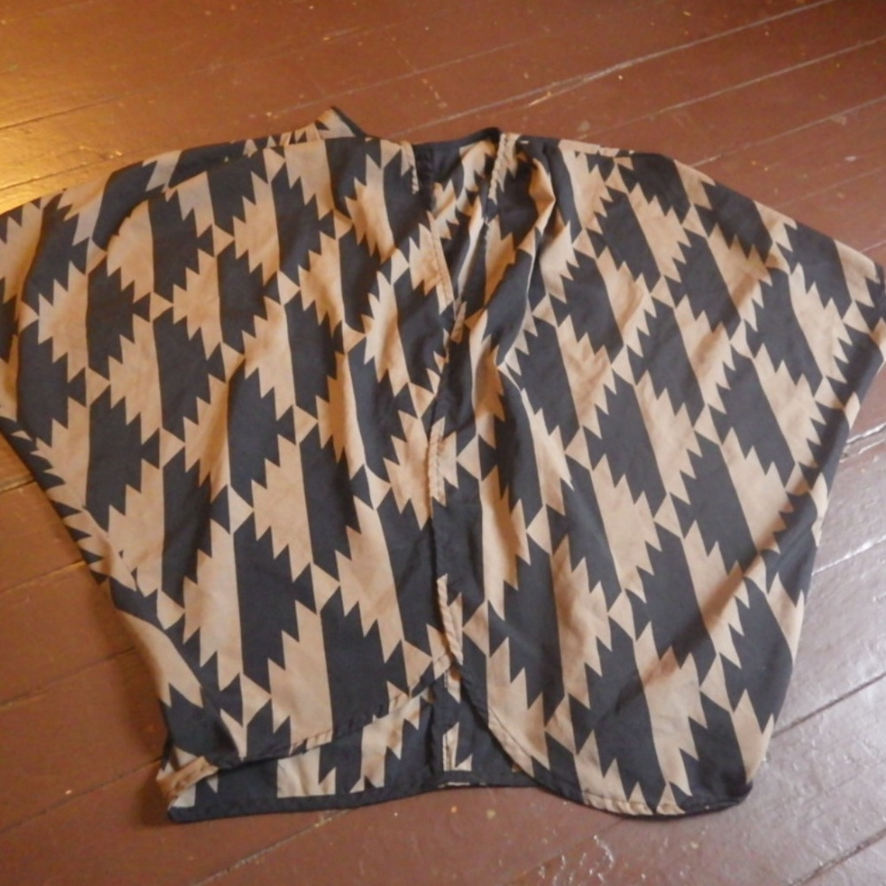 Ecote Tribal Print Sheer Shawl Sleeveless Cardigan